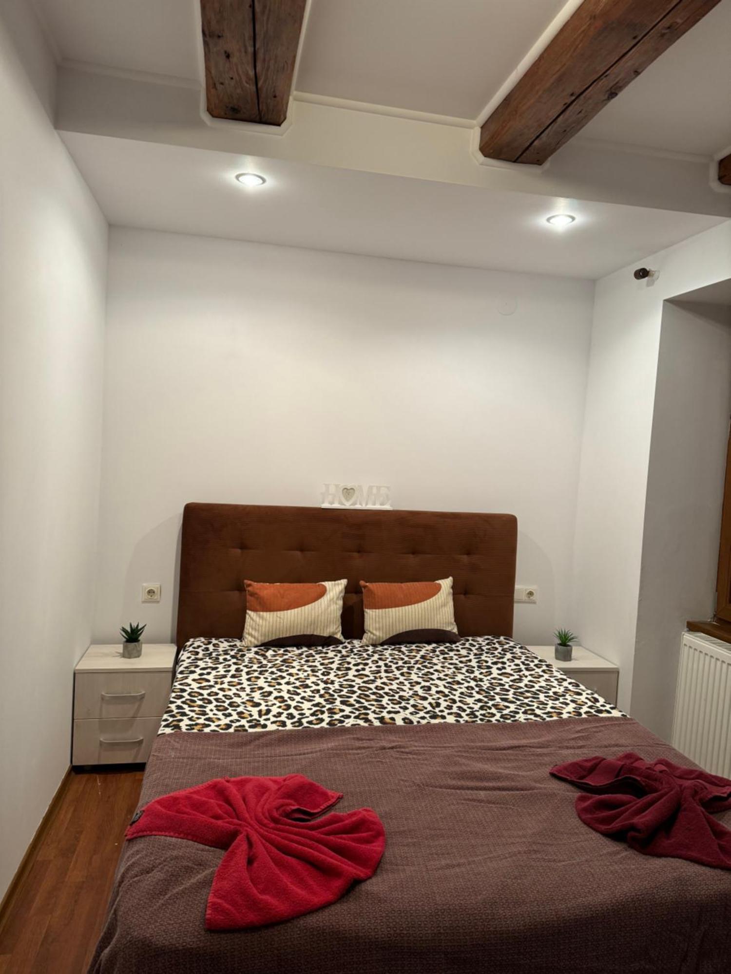 Apartamento Casa cu Balcon Braşov Exterior foto